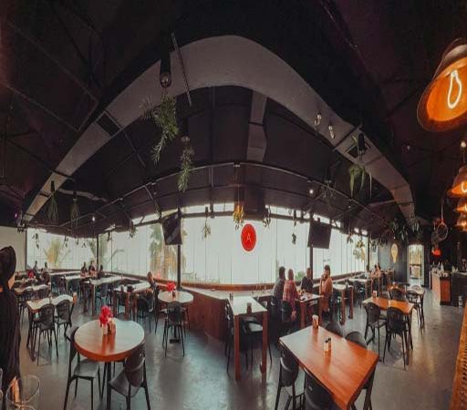 کافه رستوران آلور بیسترو شهرک صدف کیش